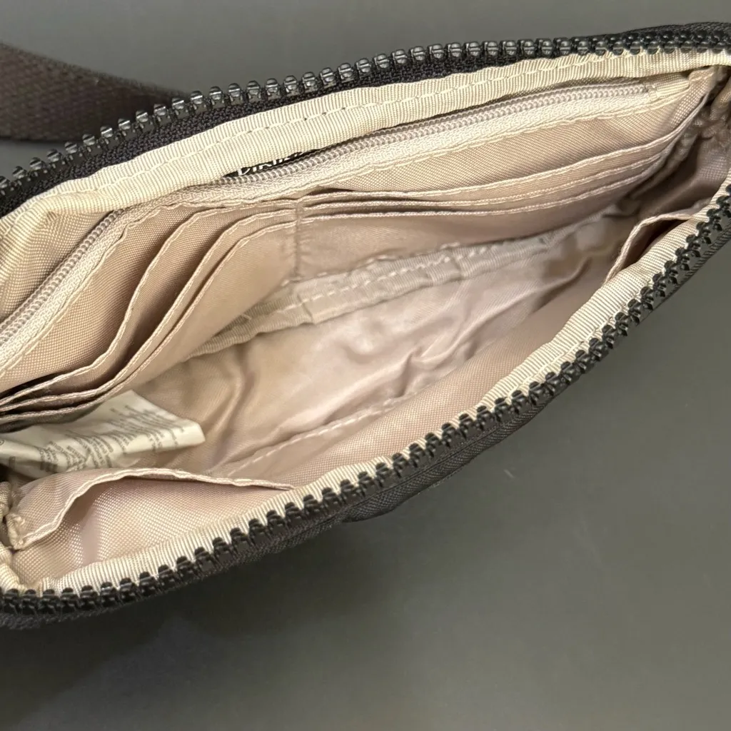 KIPLING KI9213 Emilia Black Pouch Convertible Wallet Crossbody Bag - Image 10