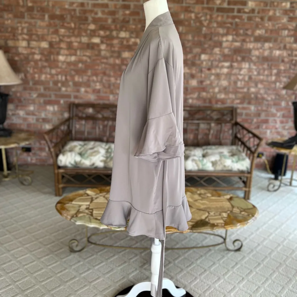 Birdy Grey Kenny Robe Grey Ruffle Kimono Sleeve Belted XS/X Bridal Party - Image 7