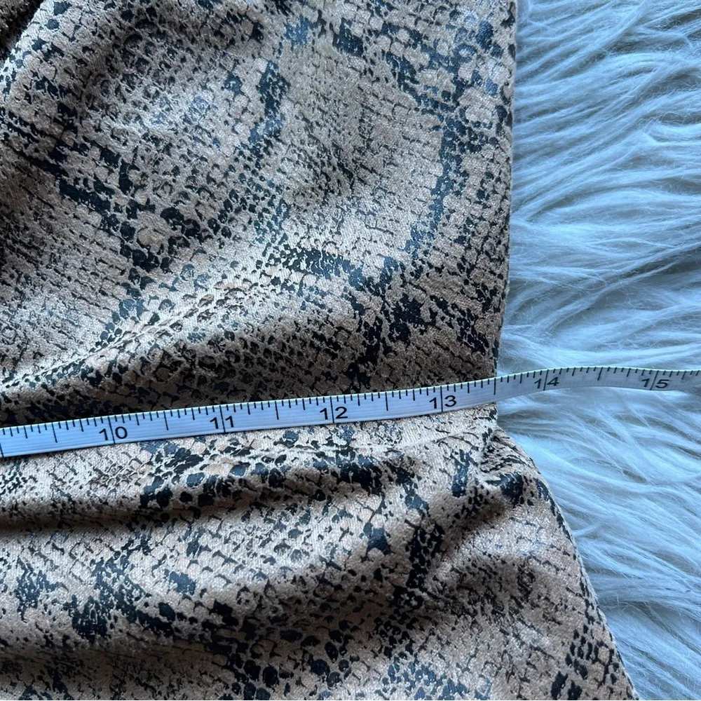 NWT  Sleeveless Neutral Tan Snake Mini Dress - Image 16