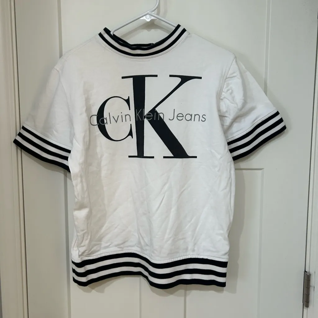 Calvin Klein TShirt - Image 2