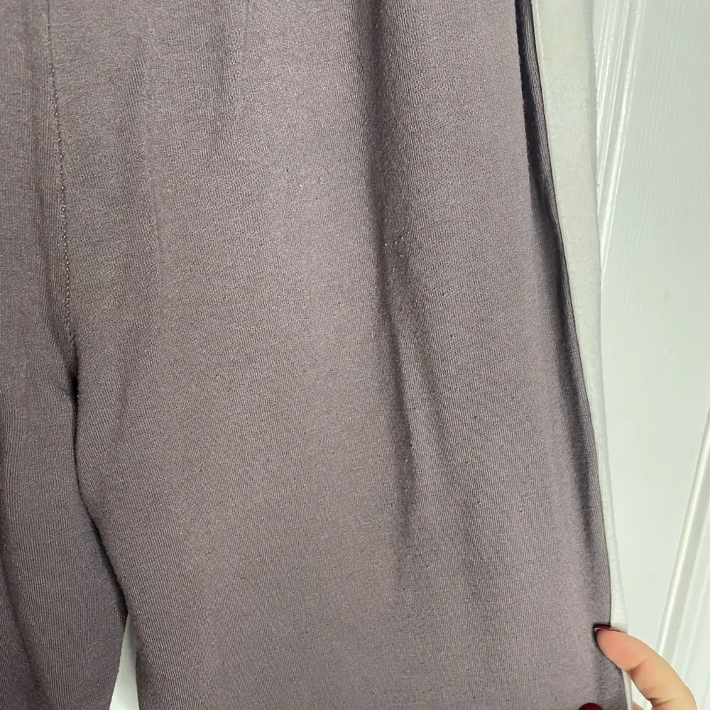 EBERJEY Plum and White Pima Cotton Mix Stripe Track Jogger Set Size Small - Image 8