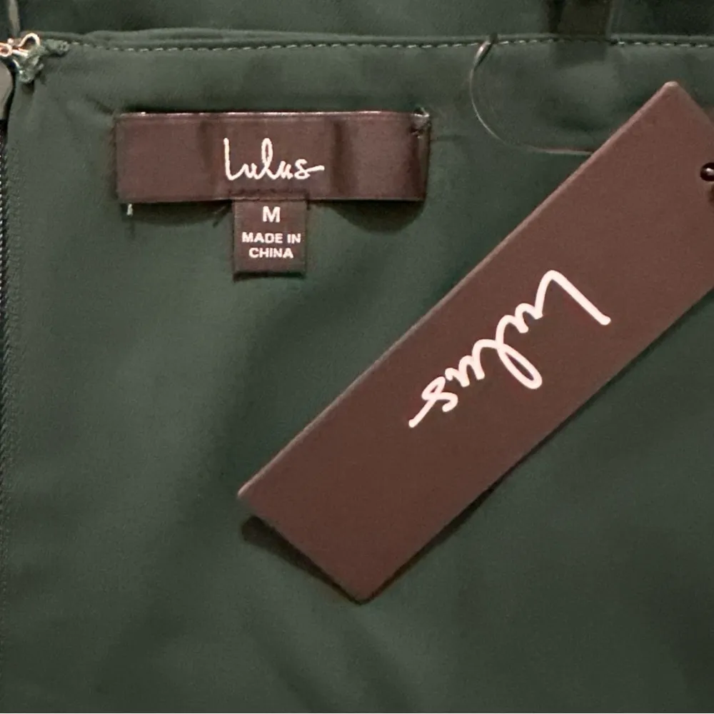 Lulus NWT Emerald Green Draped Cowl - Image 5