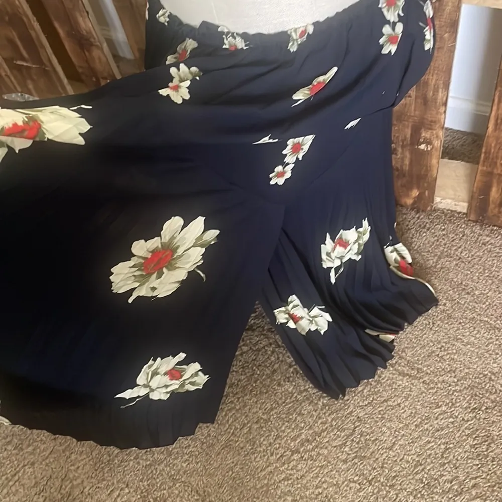 Vince Gardenia Floral-print pleated seamed midi skirt elastic waist pockets Sz S - Image 13