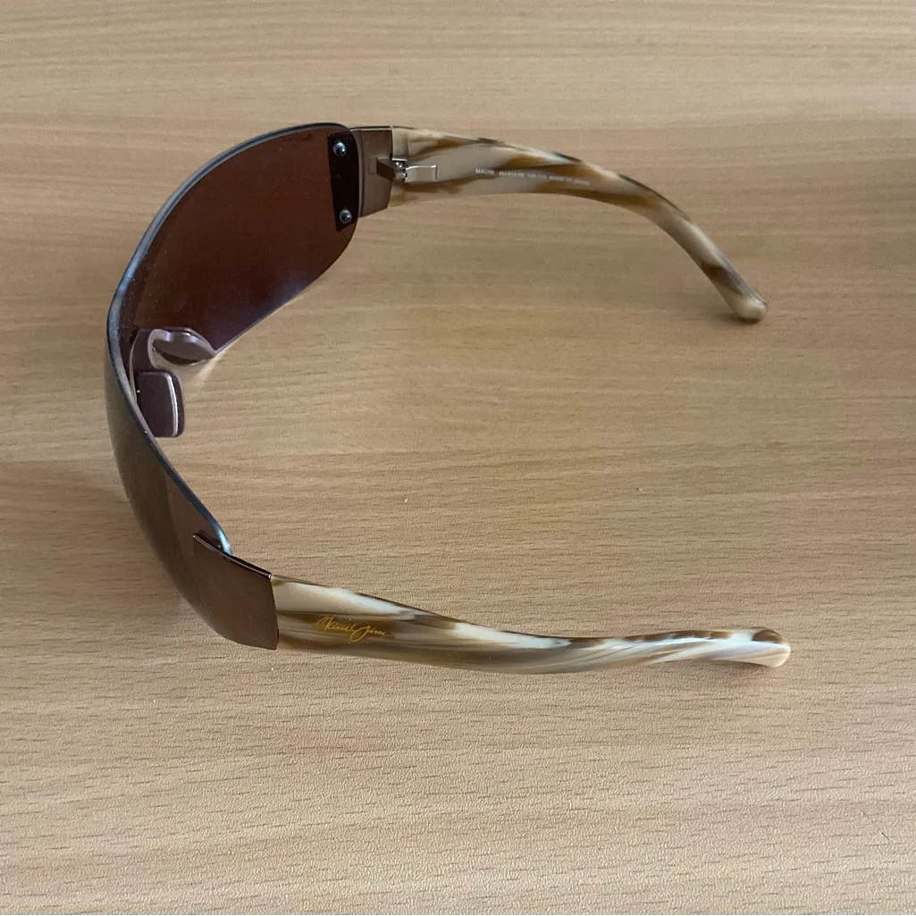 NWT Maui Jim Kula Tortoise Sunglasses with Case - Image 5