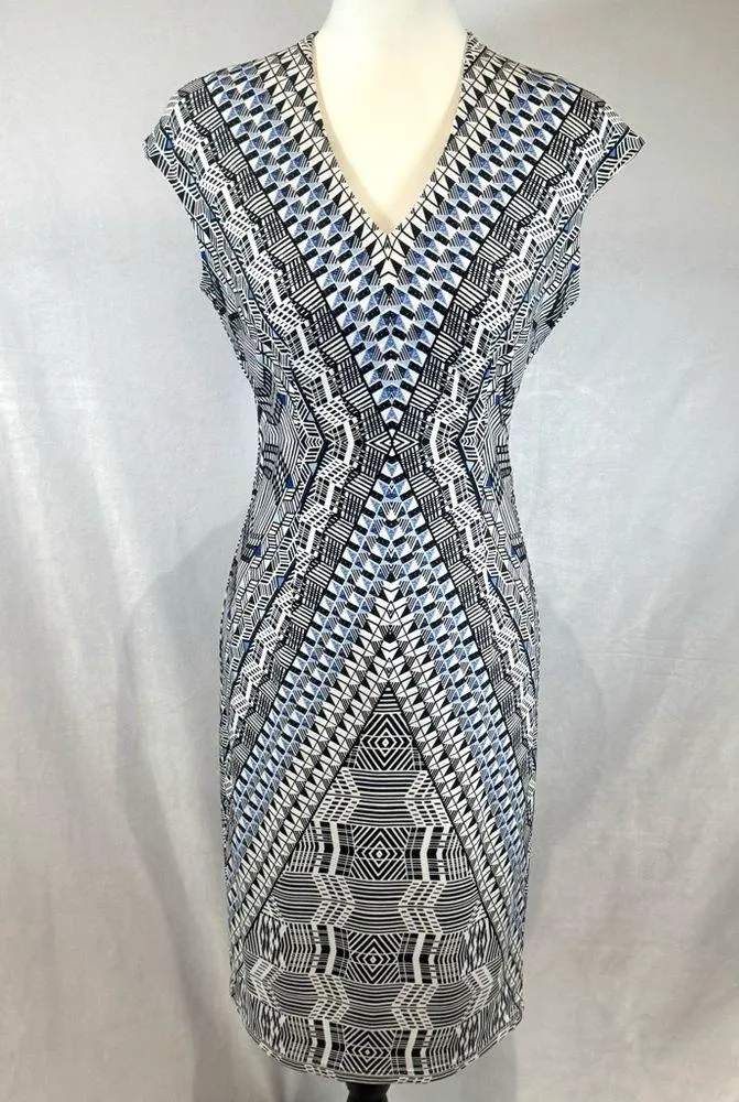 White House Black Market black white & blue geometric print sheath dress size 4 - Image 3