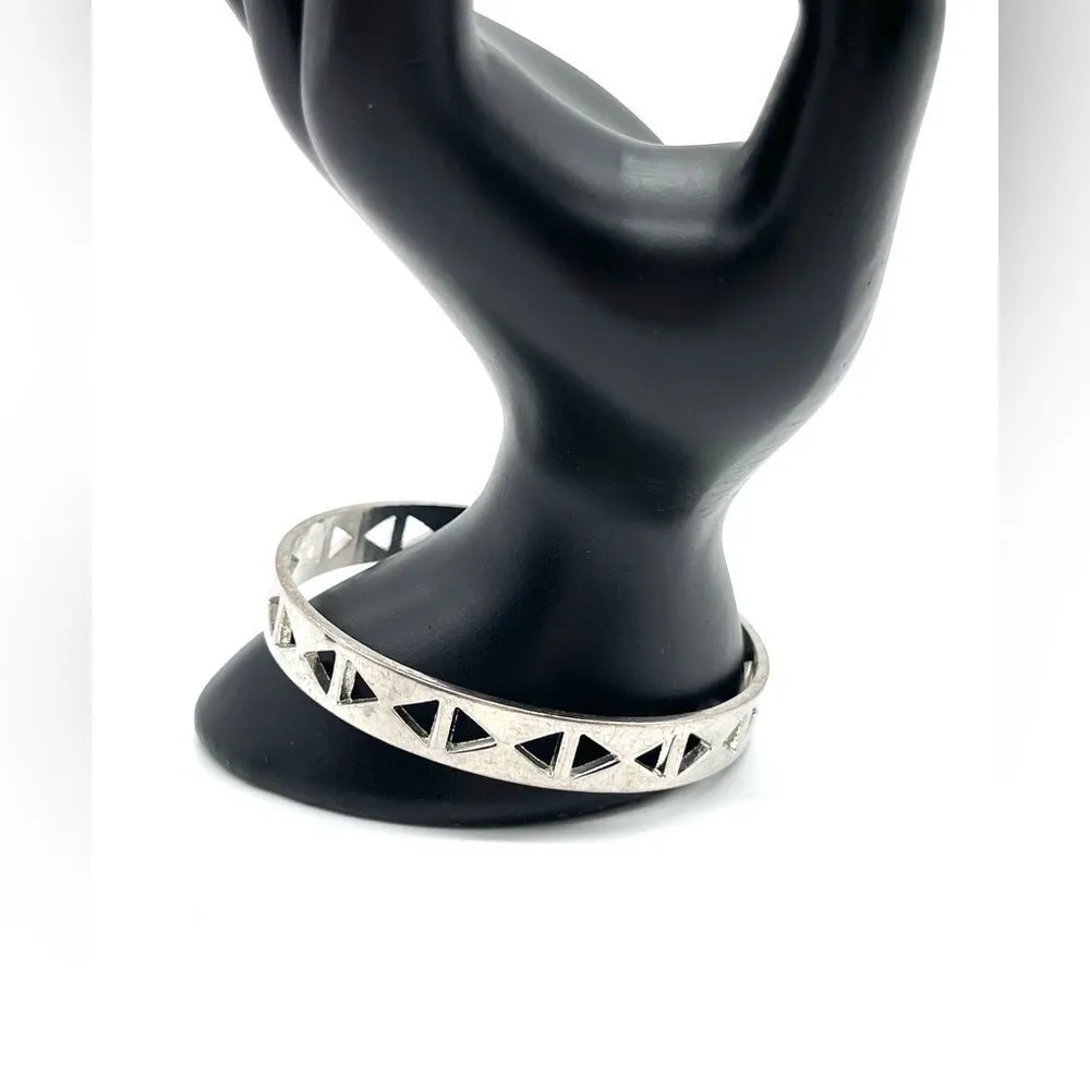 Geometric Bangle Bracelet in Silver Tone - Image 4