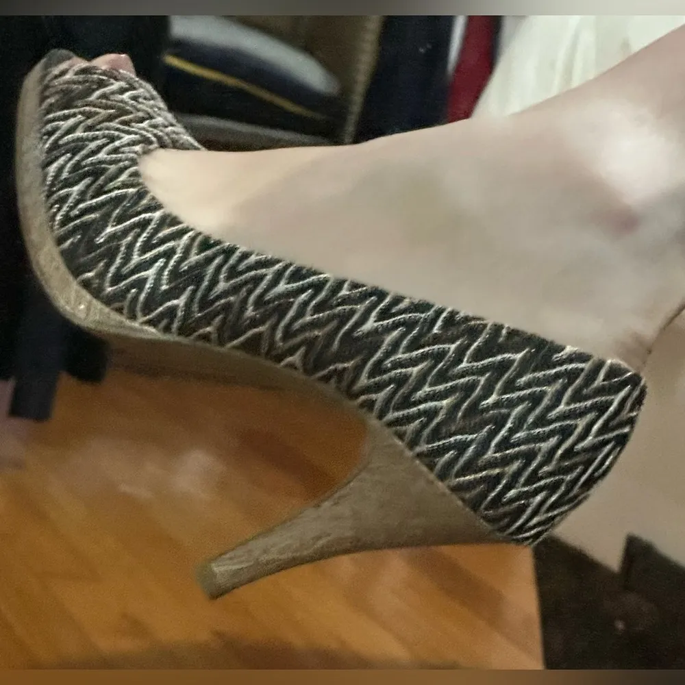 Jones Studio Black Brown Tan Zig Zag Lines  4 inch Wooden High  Heels Sz 7 - Image 10