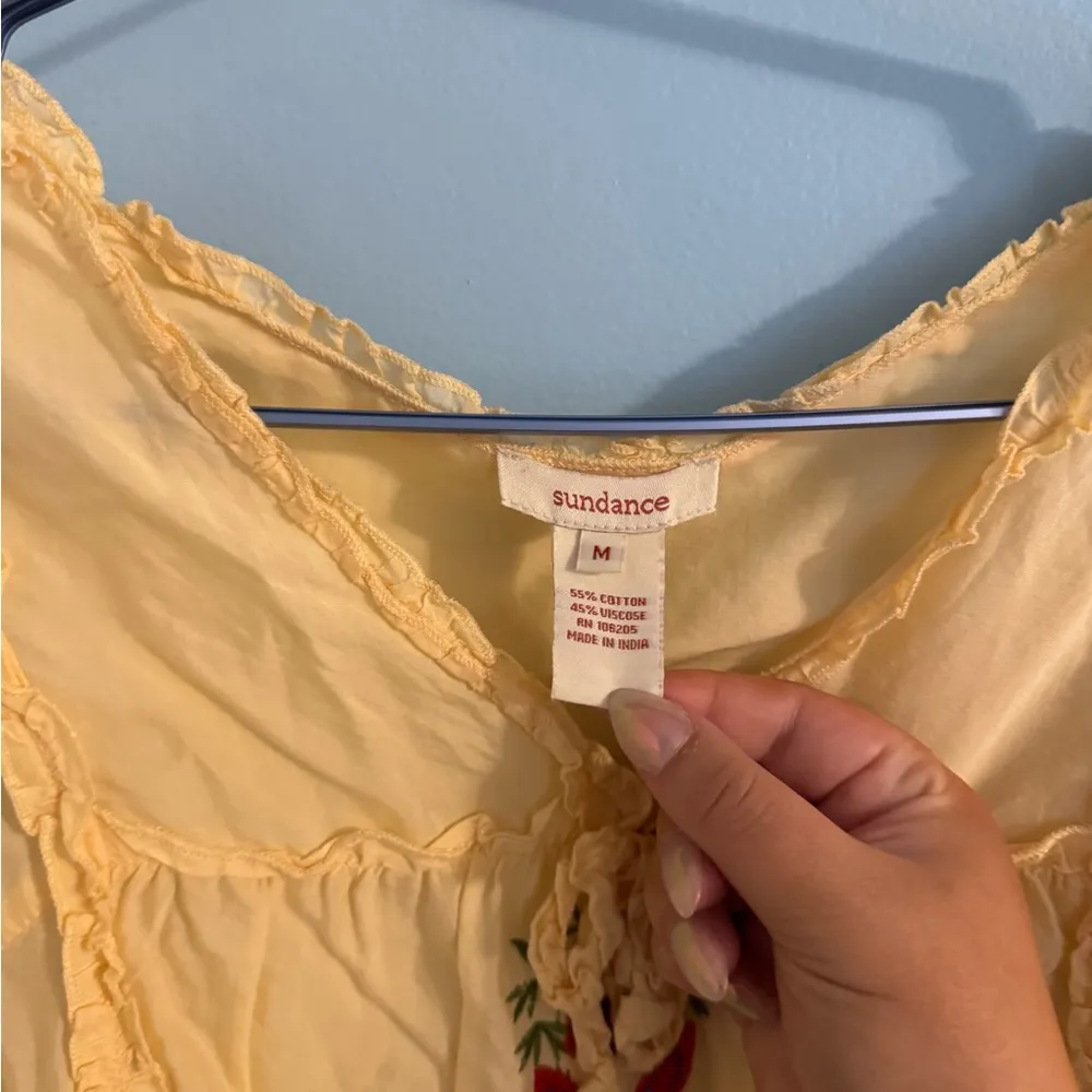 Sundance yellow short sleeve blouse with floral embroidered detail size M Size M - Image 4