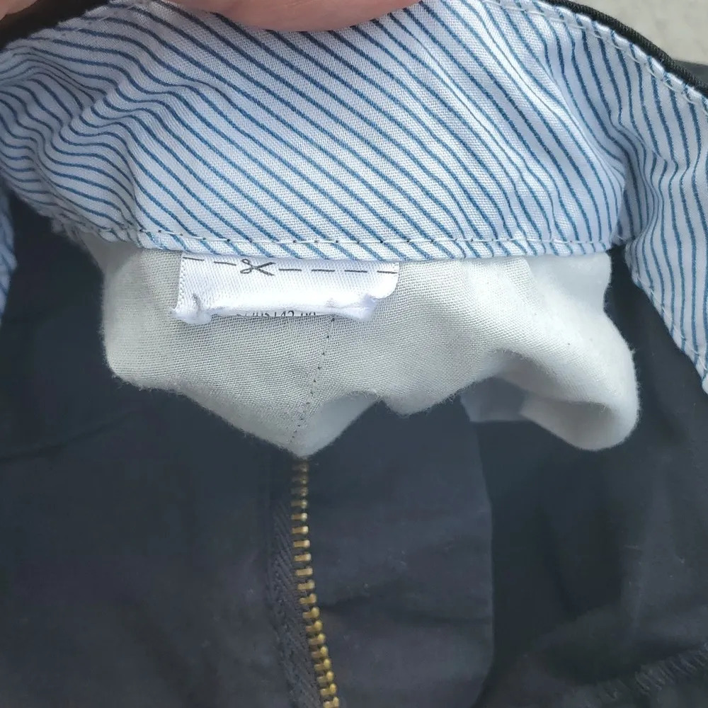 Old Navy Black 7in Chino Everyday Short - Image 5