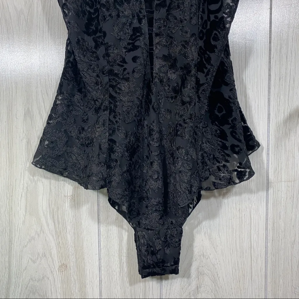 Victoria’s Secret Gold Label Vintage Crushed Velvet Plunge Teddie size S Small - Image 12