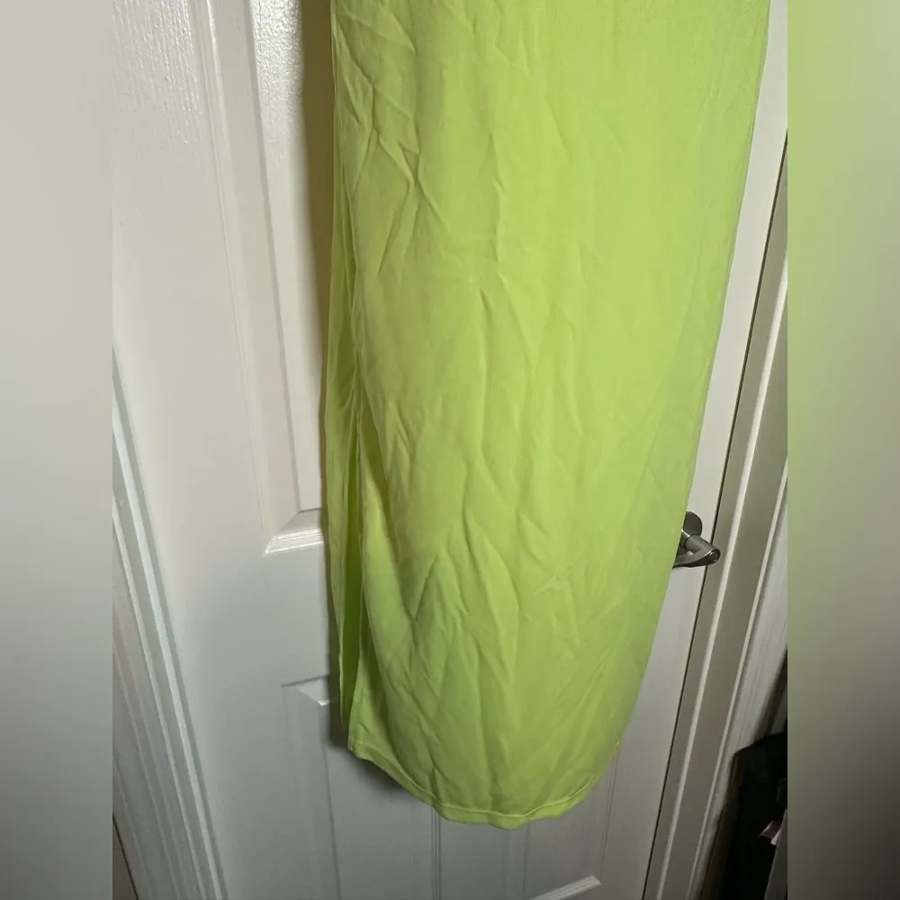H&M Lime Green Women’s Fitted Bodycon Long Spaghetti Strap Maxi Dress - Image 5