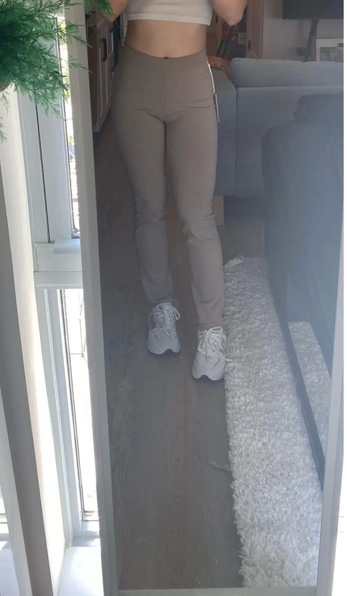 Ellie Pant - Image 2