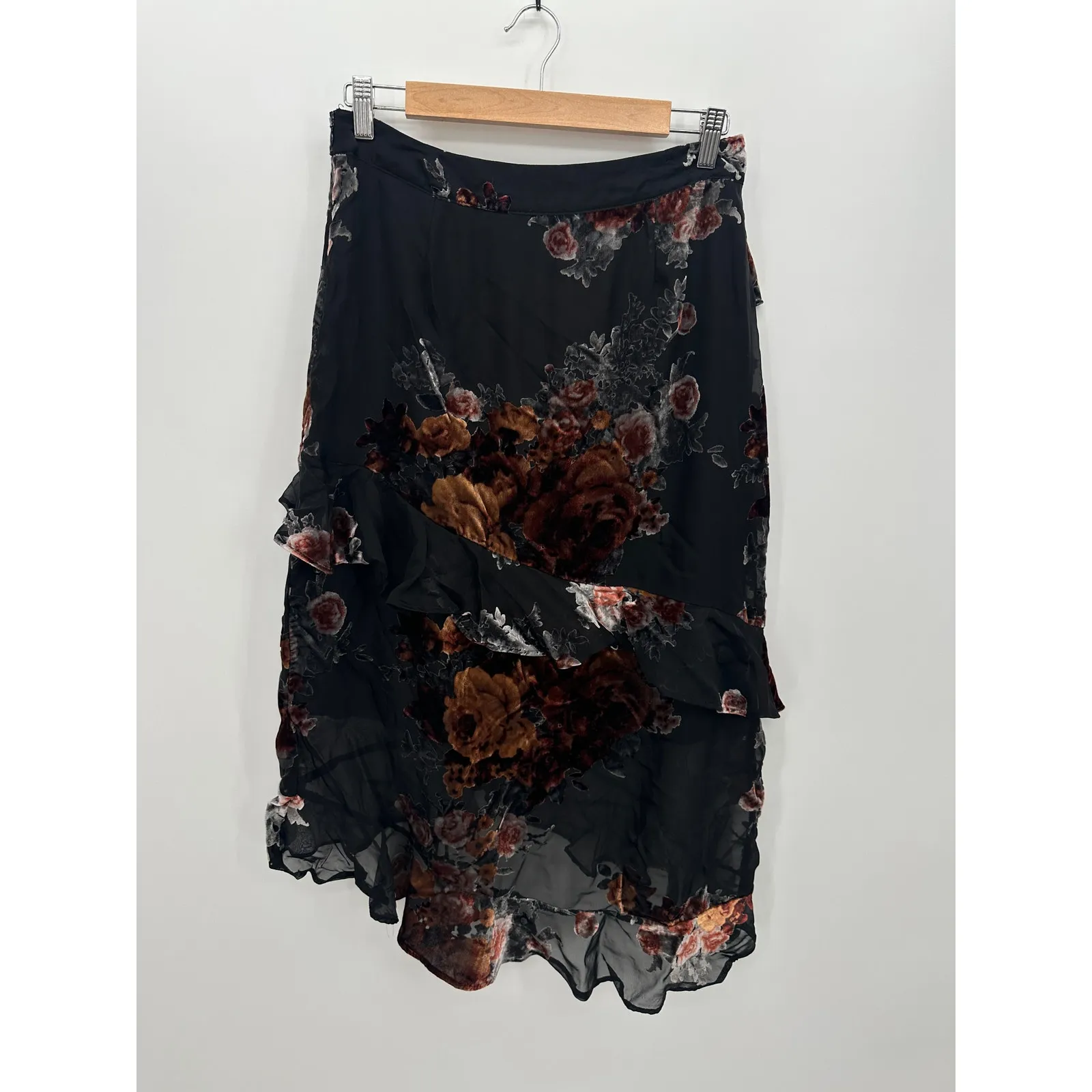 Gianni Bini Womens Black Floral Midi Skirt Size 8 Ruffle Grunge Fairy Whimsigoth - Image 2