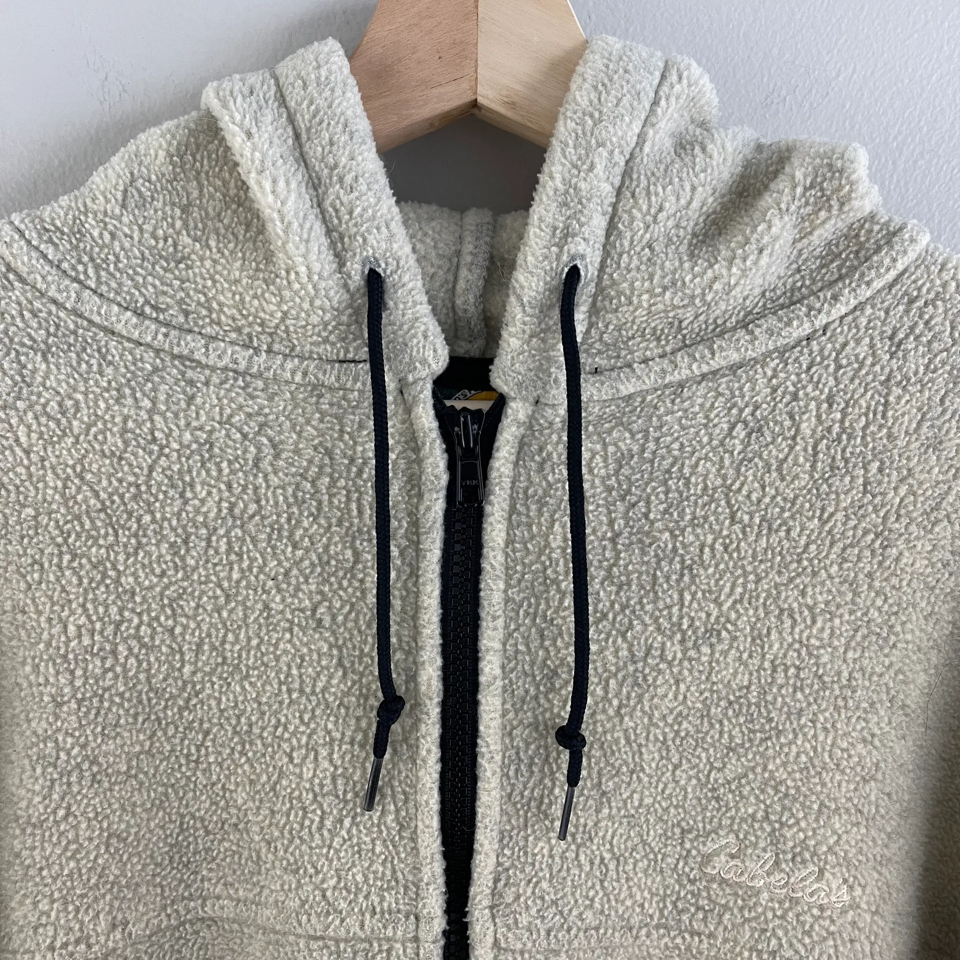 CABELA’S Vintage 90s Womens Beige Hooded Zip Up Canada Polartec Fleece Jacket - Image 4