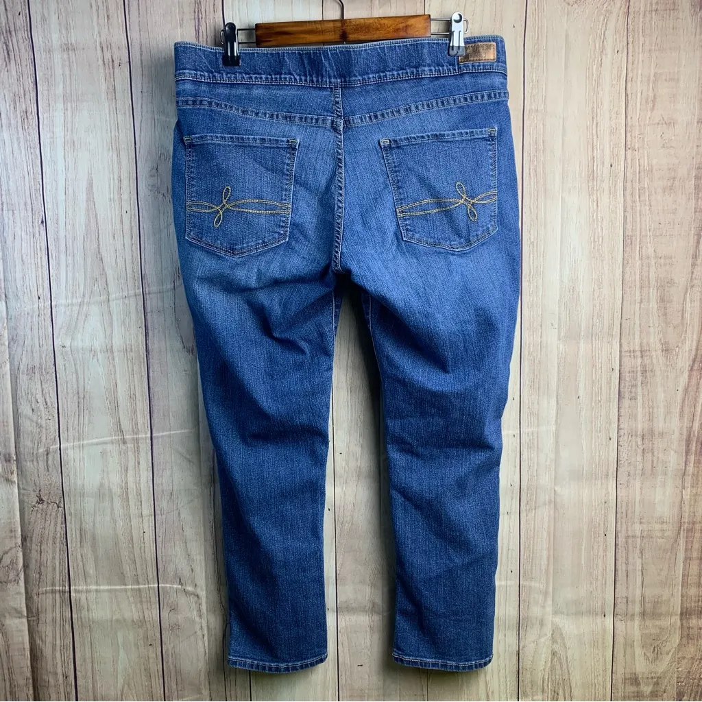 Denizen from Levi's Classic Blue Straight Leg Jeans - Image 5