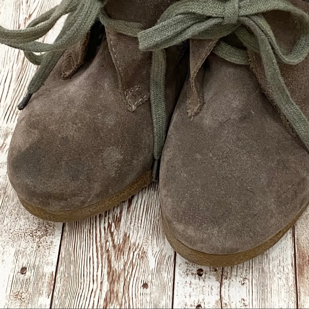 ALDO Olive Suede Wedge Gummy Soles Booties 7 - Image 9