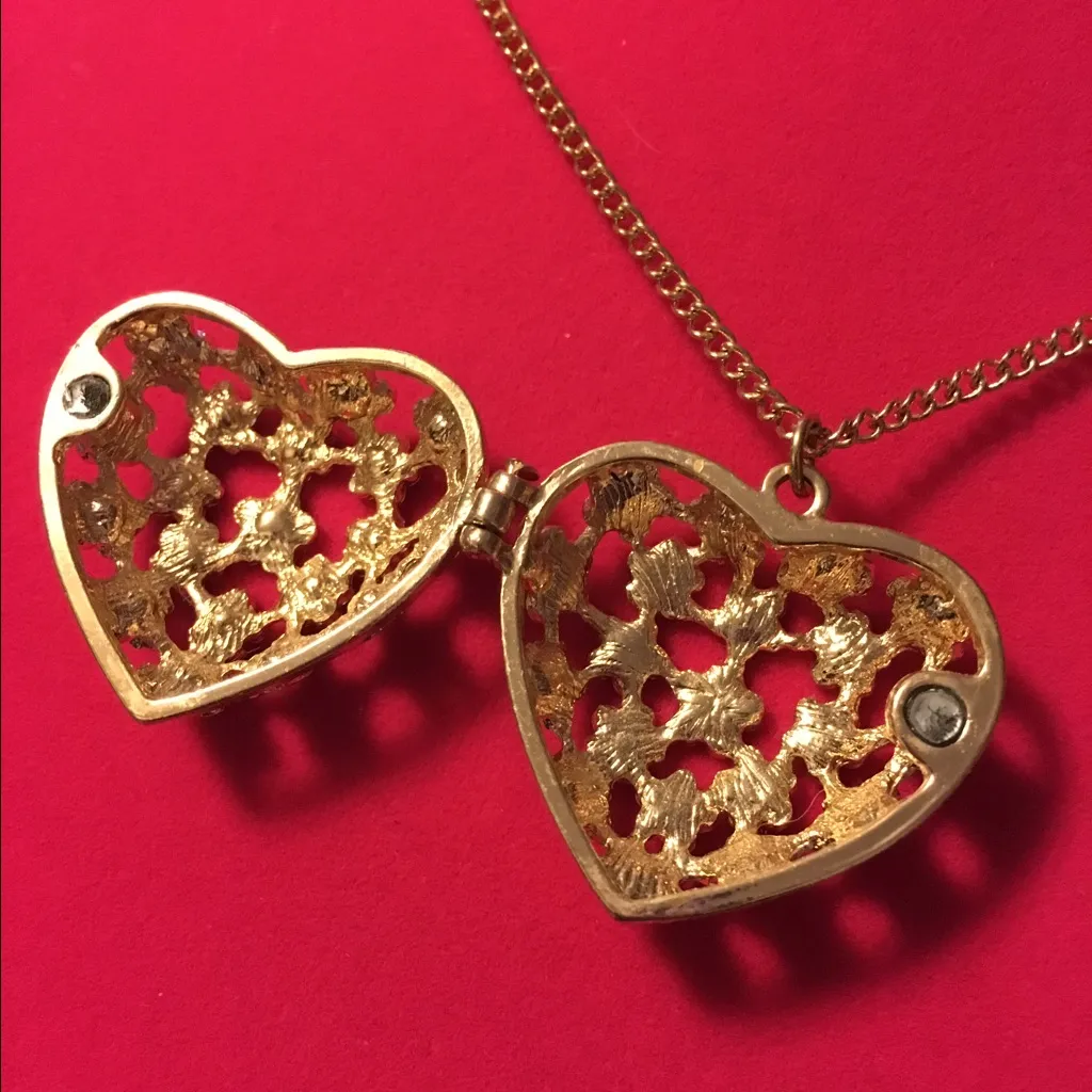 Floral Heart Locket Necklace Gold Tone Teal Jeweled Pendant Blue - Image 3