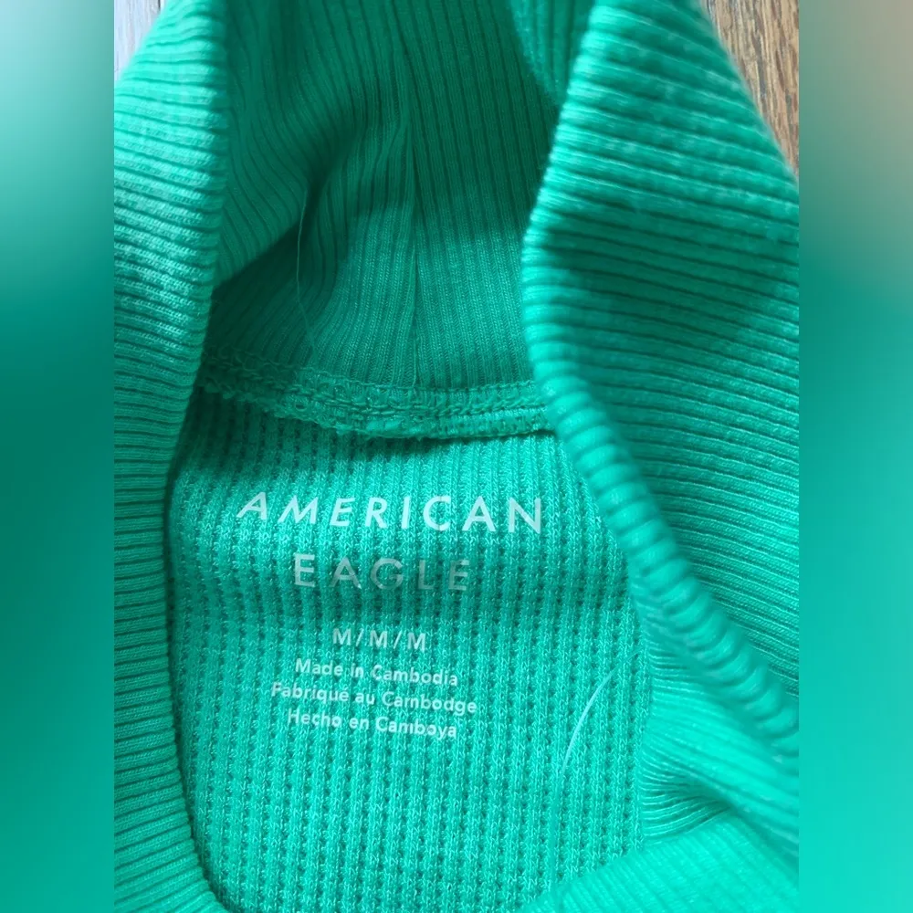 NWT American eagle green long sleeve turtleneck medium - Image 6