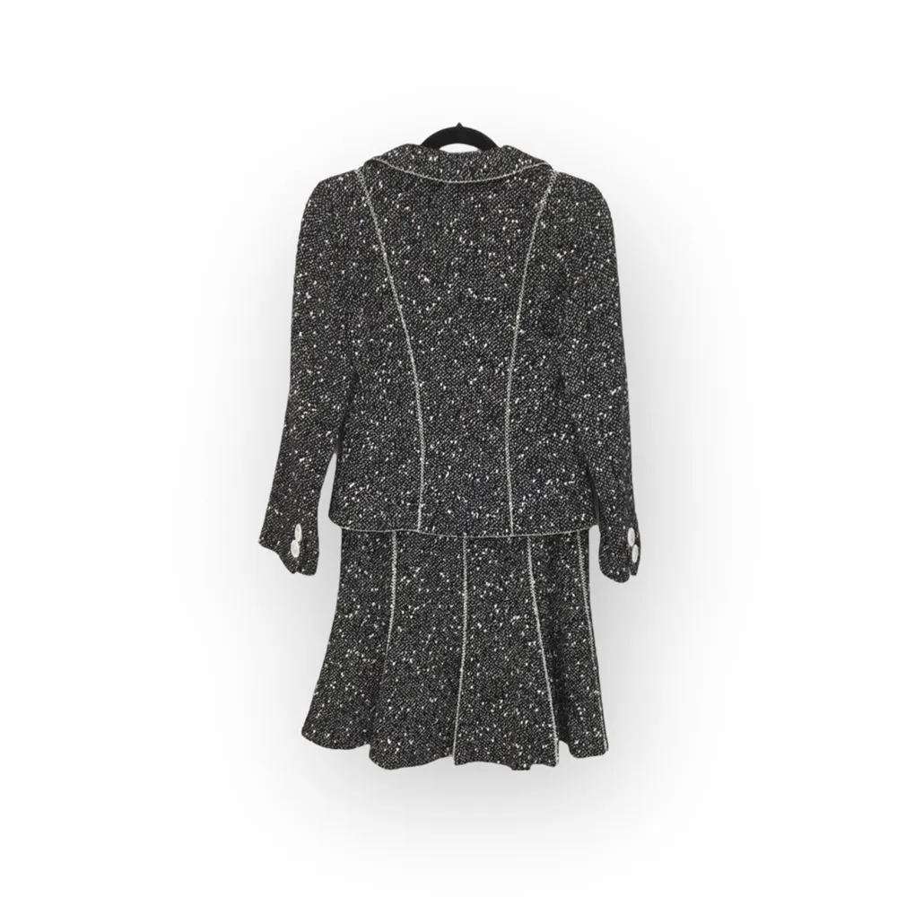 new Rena Lange ā Boucle Jacket + Tulip Skirt Suit ā Grosgrain Ribbon Bow ā 6 ā Black - Image 2