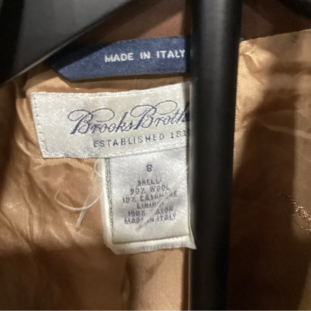 VTG WOMANS Brooks Brothers Beige Plaid Blazer - Image 2