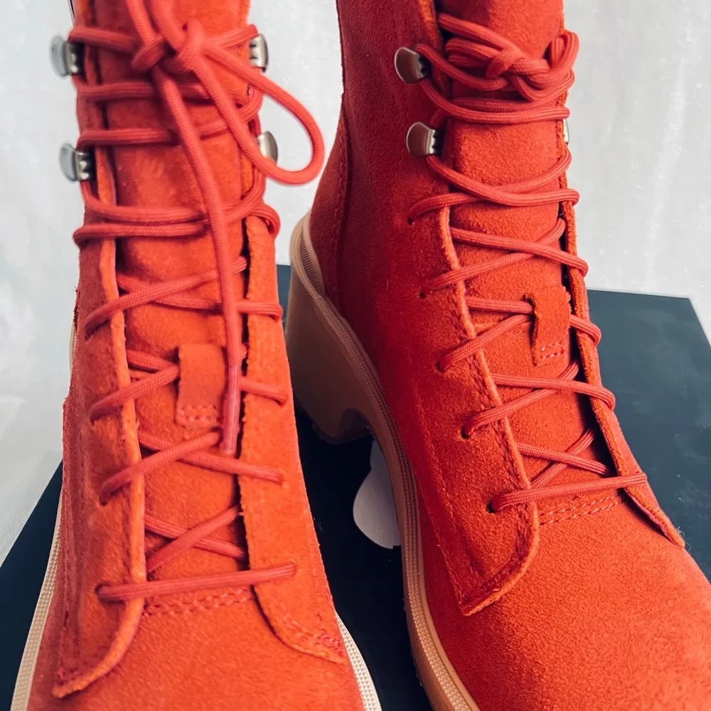 Sorel Hi-Line Lace Heel Boots size 7.5 - Image 11