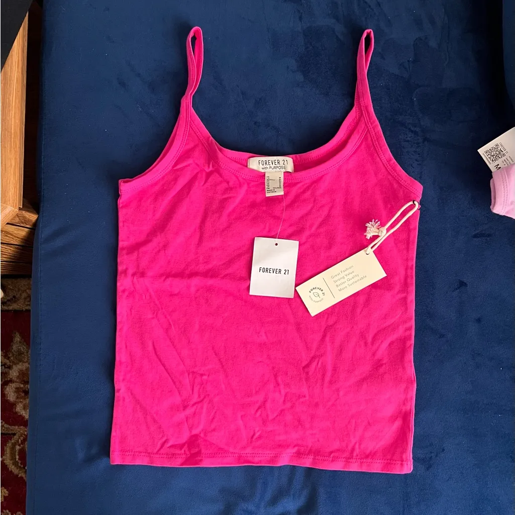 5 tank tops Size M - Image 2