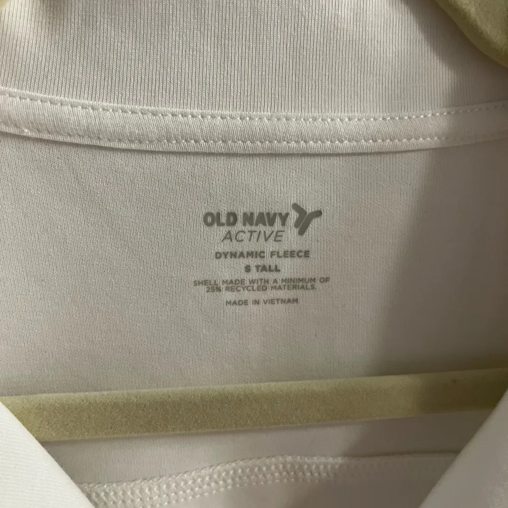 New with tags White Half-Zip Pullover Sweatshirt s tall dynamic fleece old navy - Image 4
