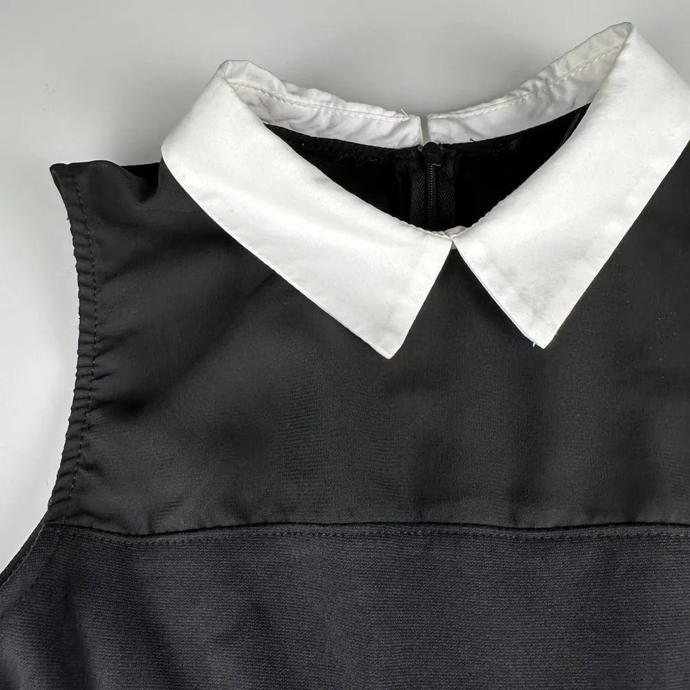 AQUA Black with white collar Skater dress  Size M Wednesday Addams dress EUC - Image 3