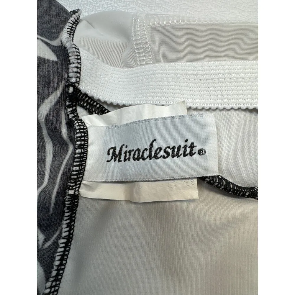 Miraclesuit Black White one-piece Tummy Control Swimsuit women sz 10 - Image 4