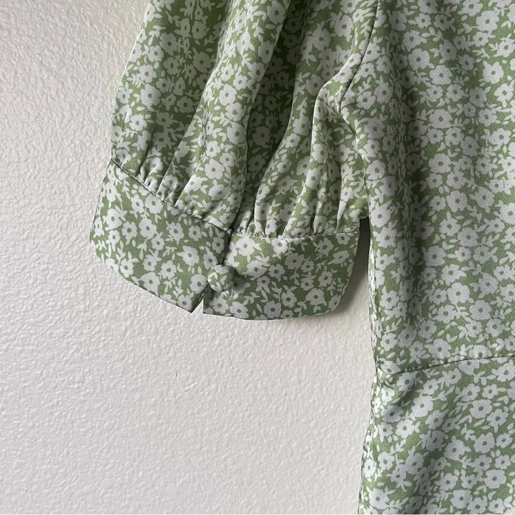 Petite Studio NYC Virginia Dress in Mint Floral Green - Image 14