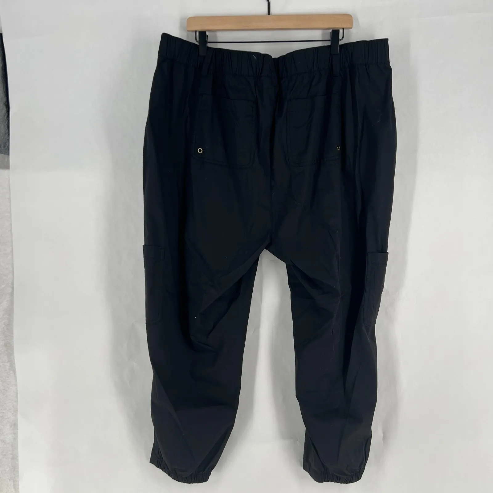 Rafaella Weekend Cropped Pants Womens 20W Black All Day Comfort Tapered Leg - Image 2