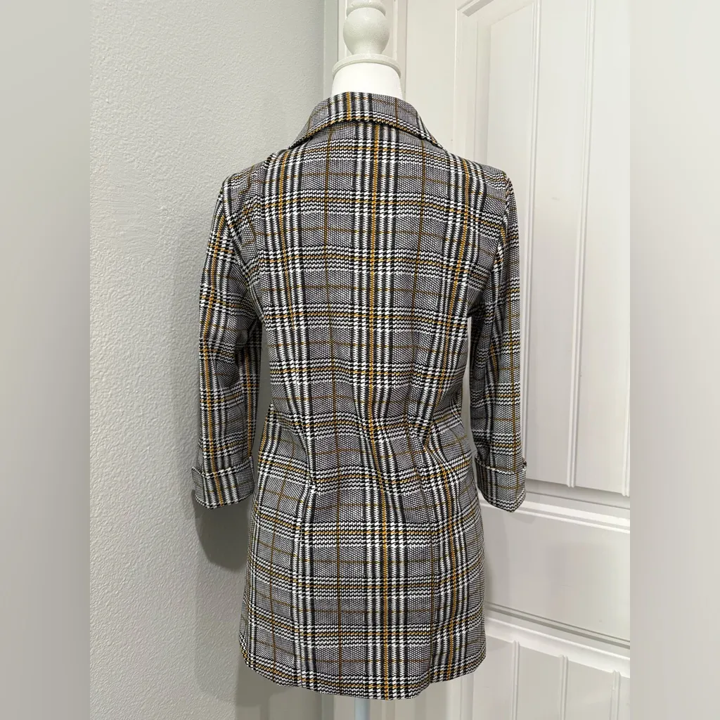 LC by Laura Cruz Women's Checkered Blazer - Image 2