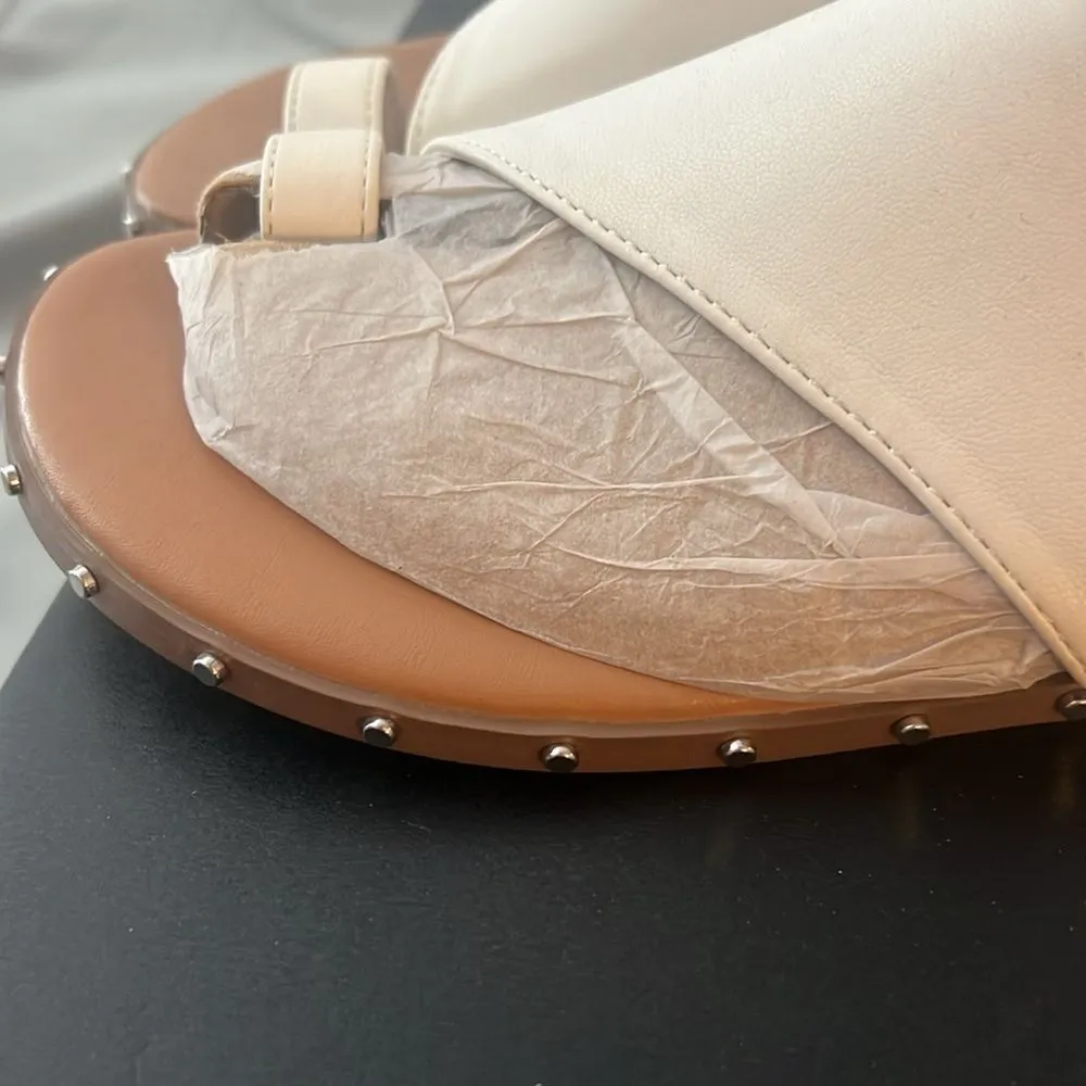 Bar lll white sandal size‎ 7 brand new never worn! - Image 6