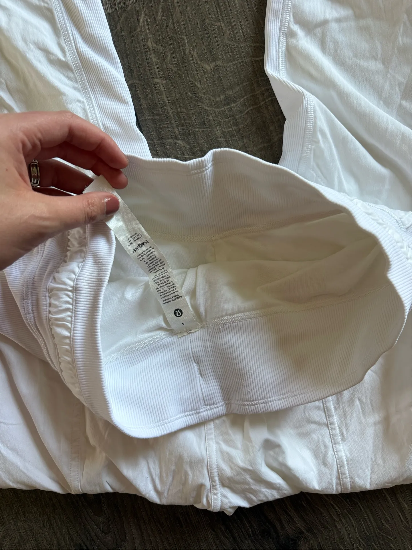 Lululemon Dance Studio Crop 25" - Image 4