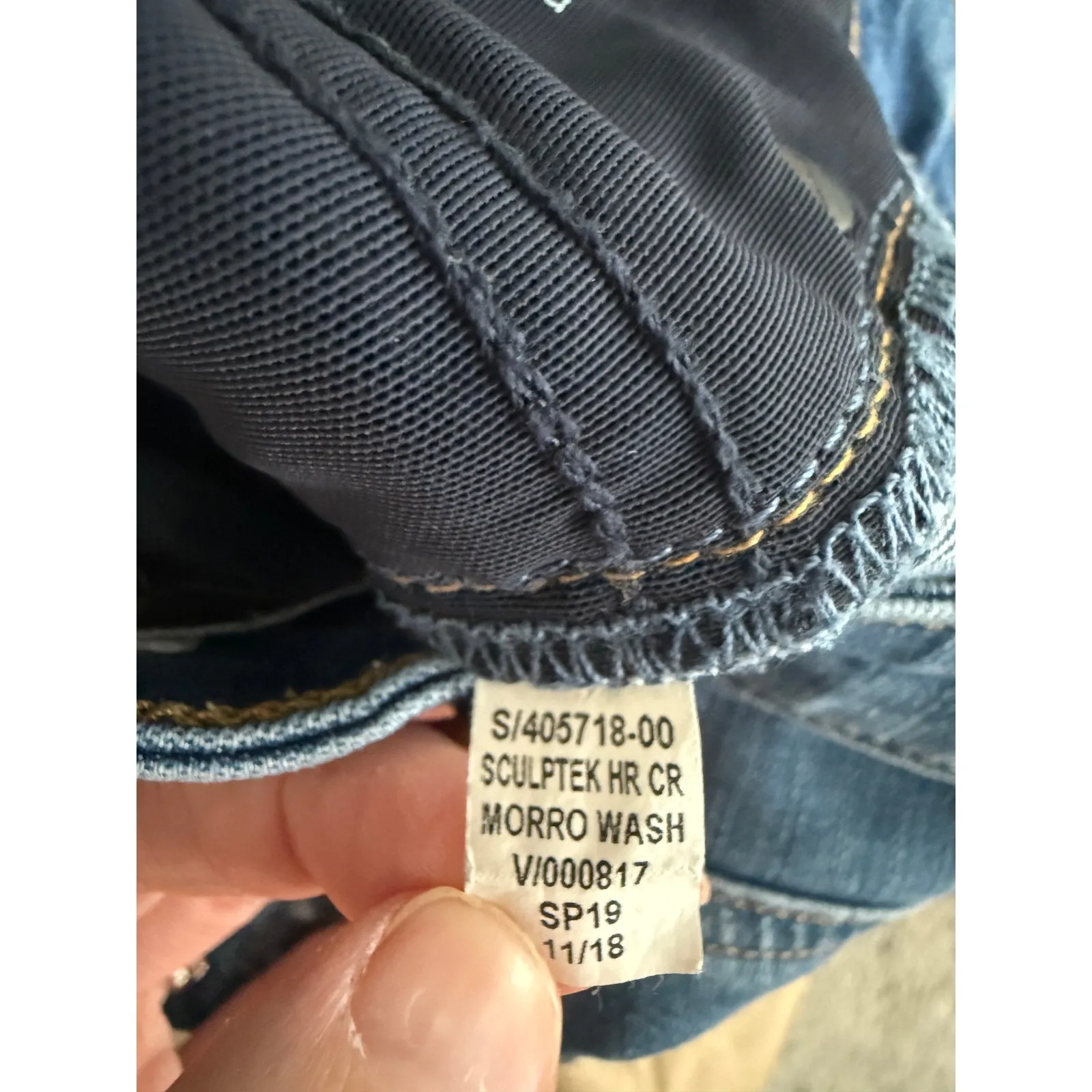 Athleta Sculptek High Rise Crop Kick Flare Boot Cut Morro Wash Blue Jeans 0 - Image 8