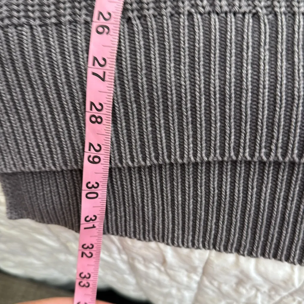 Aerie Charcoal V-Neck oversized pullover sweater woman sz XL - Image 7