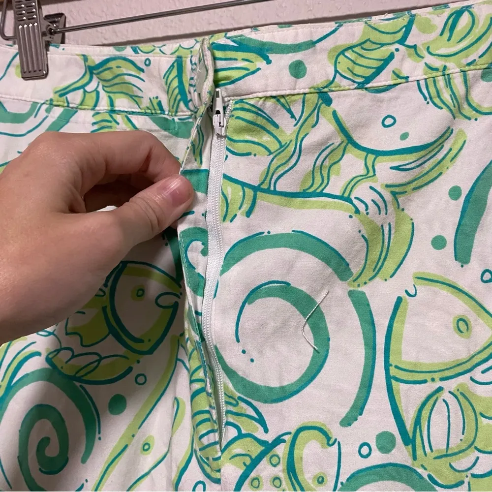 Lilly Pulitzer Vintage Cropped Pants with Fish Pattern - Image 5
