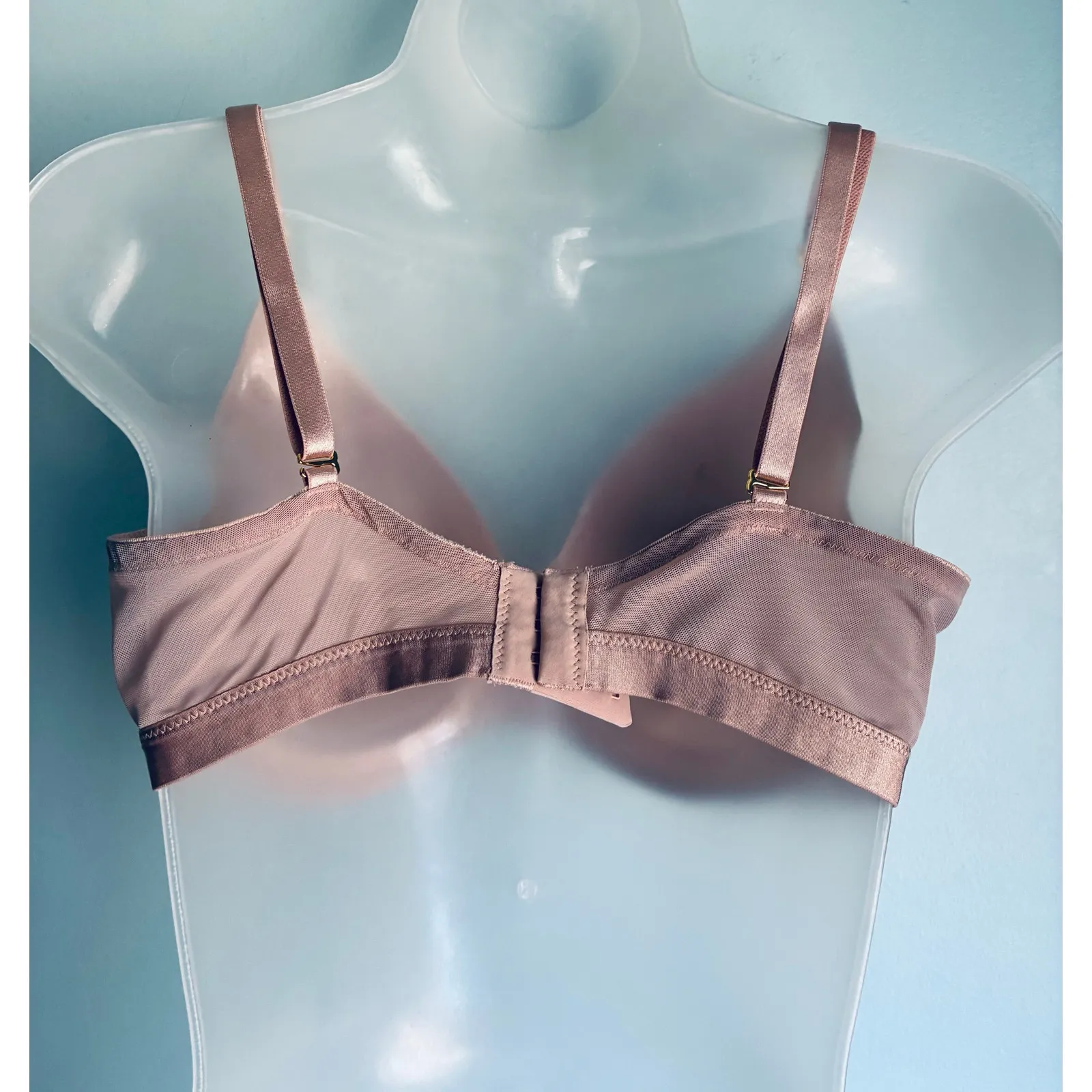 SOMA Lightest Lift Smooth Perfect Coverage Bra Beige 36DDD - Image 2