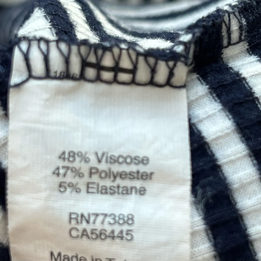 J. Crew Striped navy blue & white scoop neck shirt preppy nautical coastal - Image 5