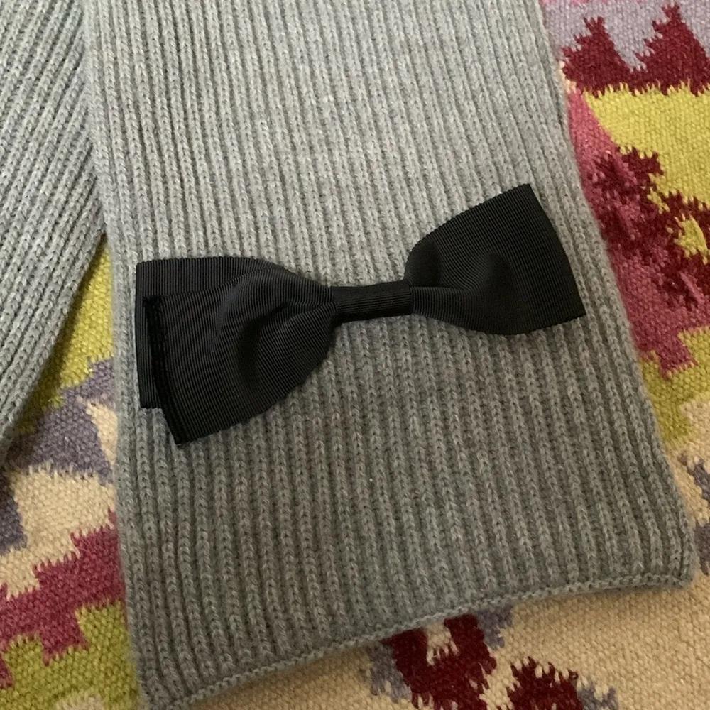 Kate Spade Grosgrain Bow Knit Scarf- Heathered Gray Wool - Image 3
