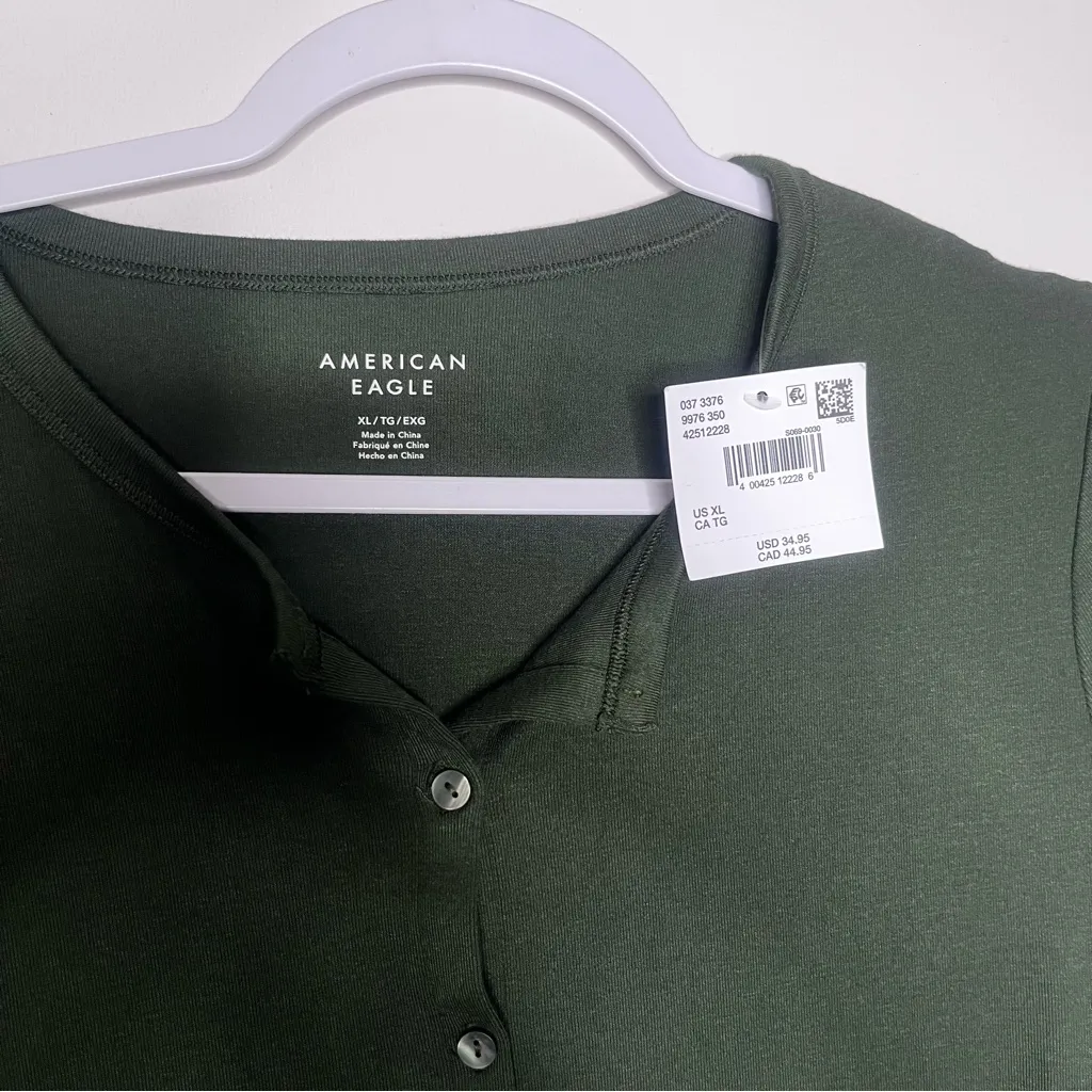 American Eagle Outfitters Dark Green Button-Down Shirt - Image 3