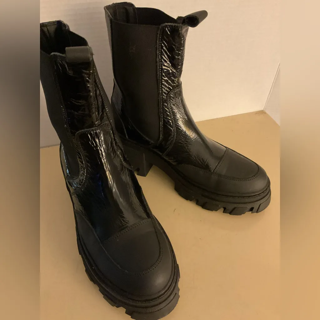 Steve Madden Black leather Platform Chelsea Boots size 10 - Image 8