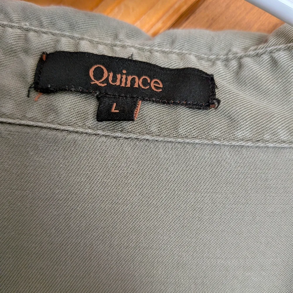 Quince Sage Green Button Down Shirt Size Large - Image 4