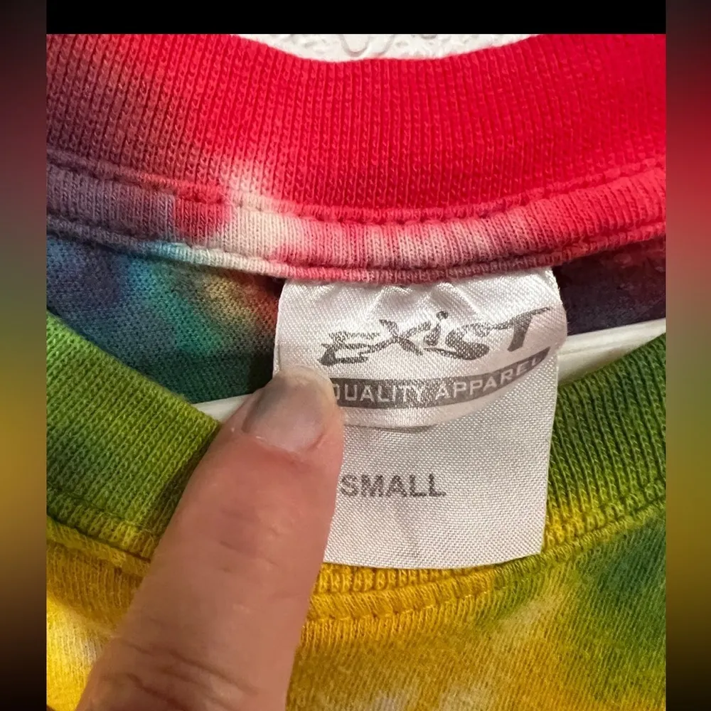 tie-dye tee size small - Image 2