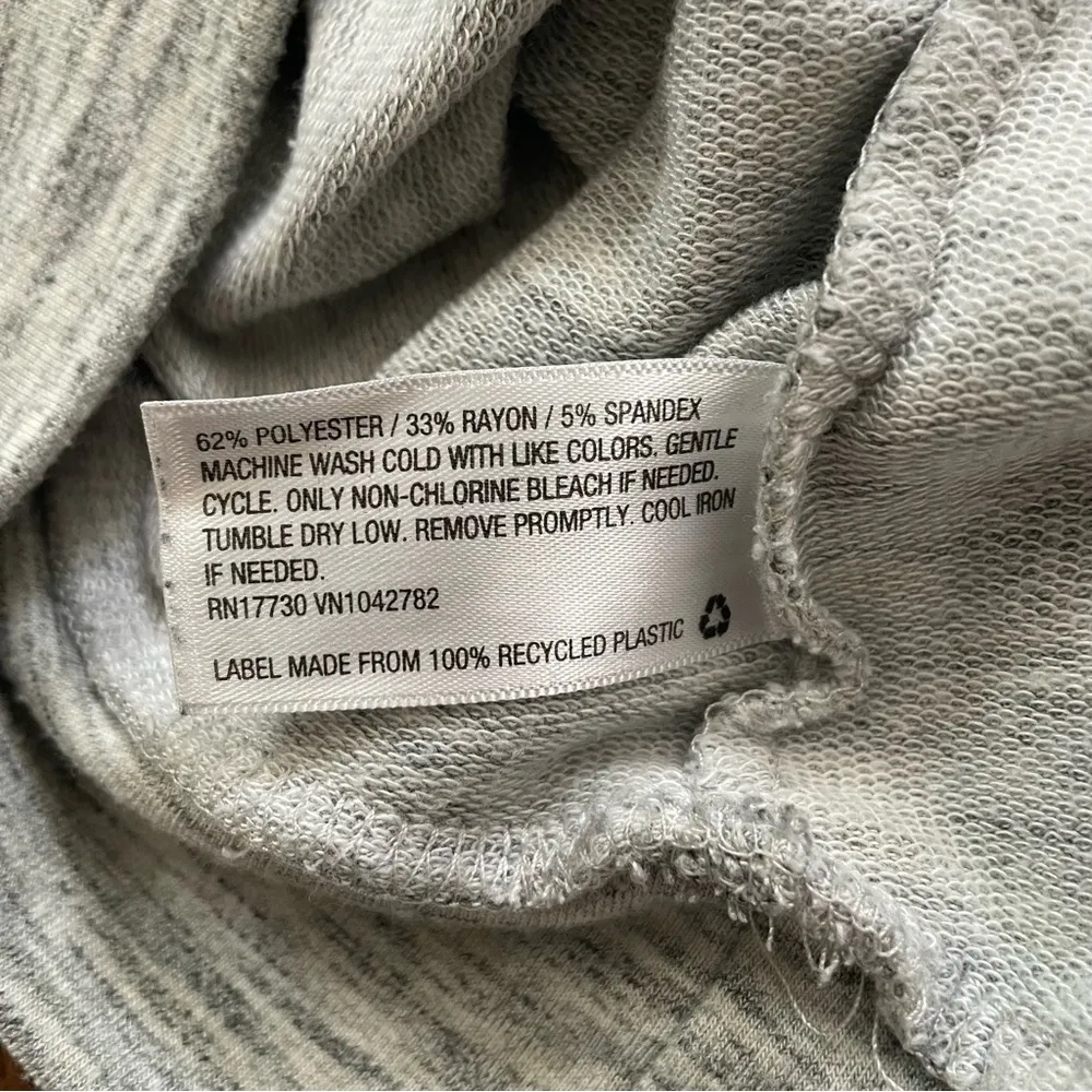 MOSSIMO racer back, short sleeve, hoodie, size S - Image 9