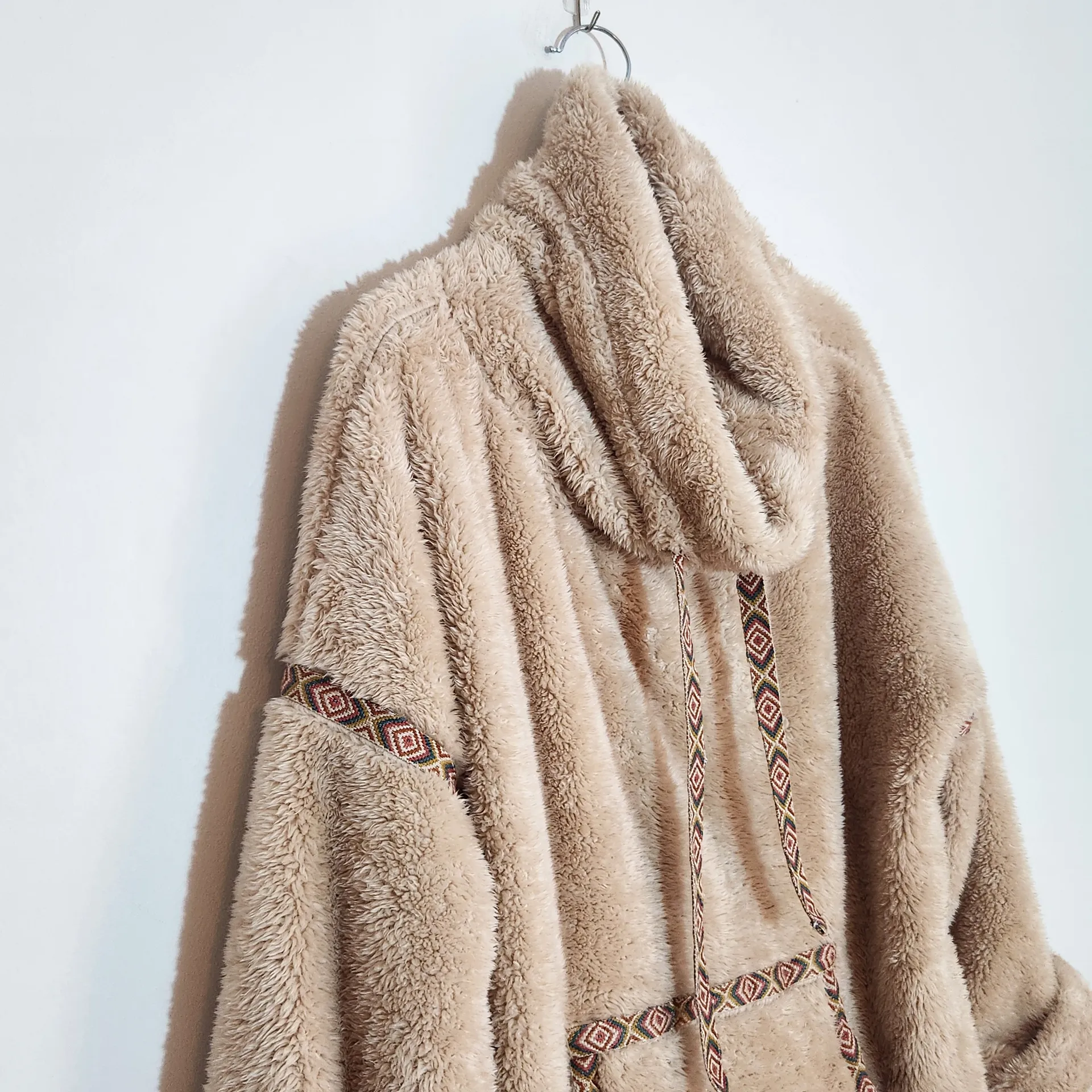 Sundance Cream Oversized Boho Sherpa Pullover Size Medium - Image 4