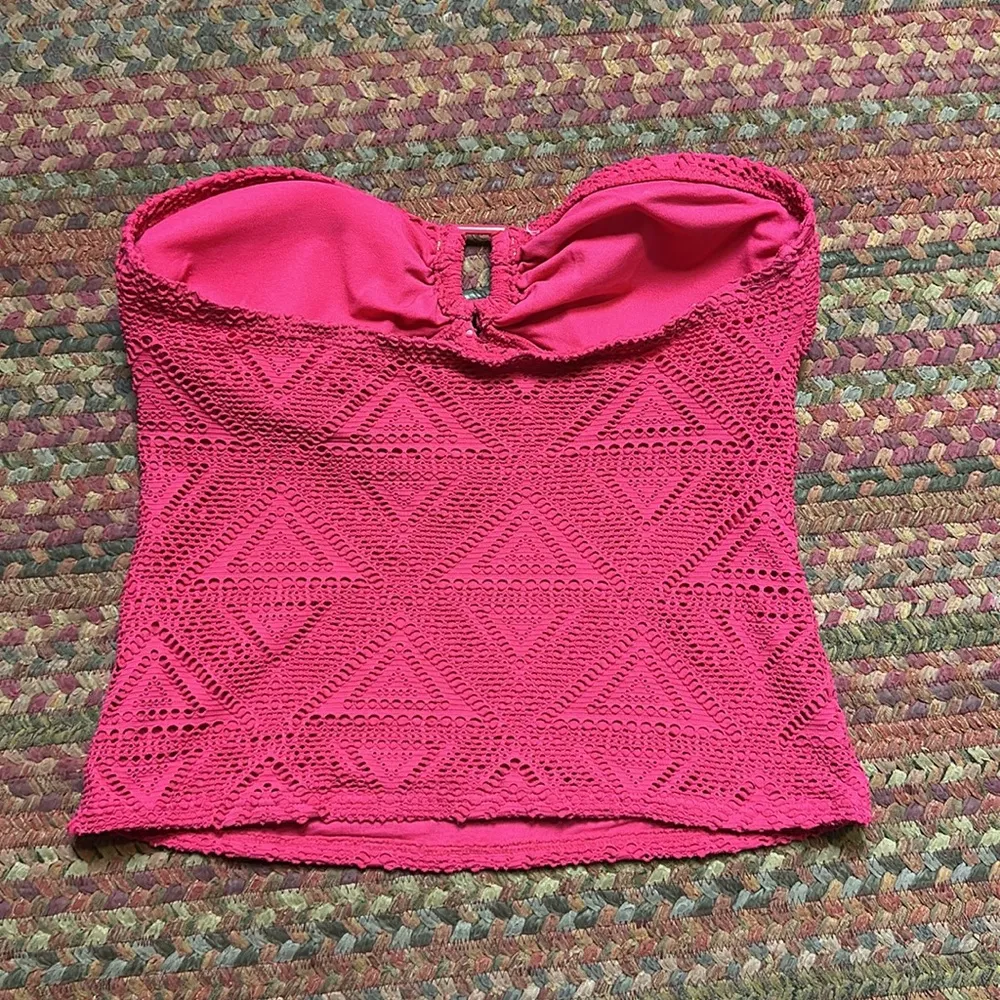 RIVIERA HOT PINK TRIANGLE KNIT TUBE TOP Size M - Image 3