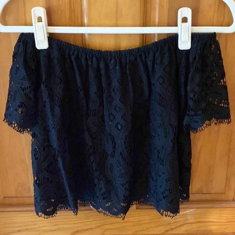 EUC Express Black Off the Shoulder Lace Top, Size Extra Small - Image 2