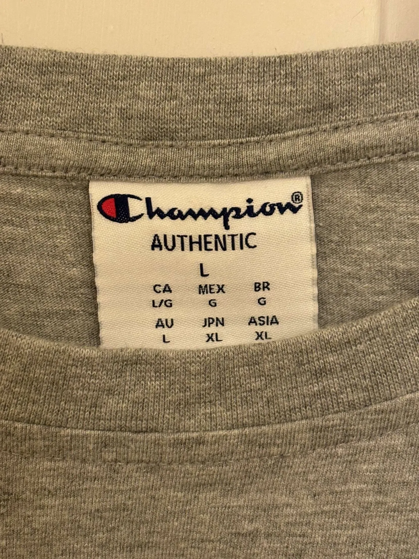 Champion Kentucky Wildcats Y2K Gray Vintage T-Shirt - Image 5