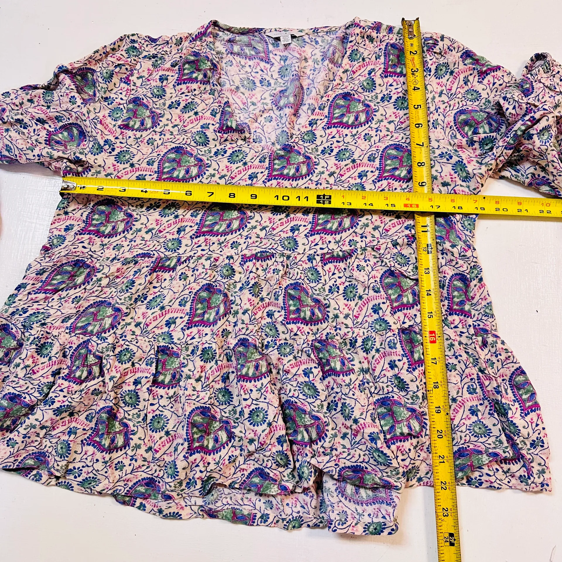 Victoria Long Sleeve Baby Doll Flowy High/Low Hem Top M multicolor purple - Image 6